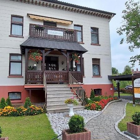 Ferienwohnungen Parkschloesschen Bad Pyrmont Luaran gambar